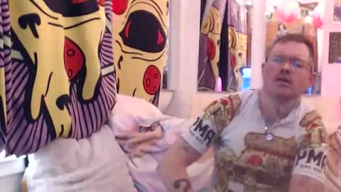 hank rams online show from December 20, 2025, 3:57 am