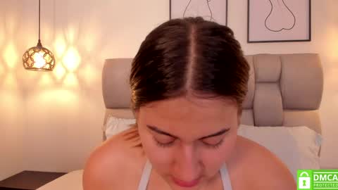 Snapshot of hanna__evans_ chatting on April 25, 2026, 10:51 am hanna__evans_ online show from April 25, 2026, 10:51 am