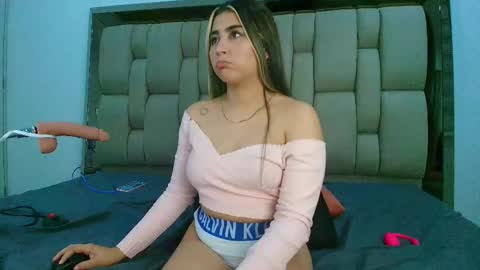 Snapshot of hanna_castro chatting on September 21, 2025, 5:09 am Hanna Castro online show from September 21, 2025, 5:09 am