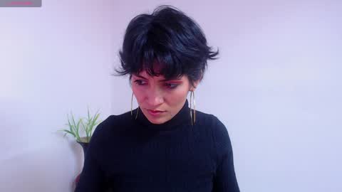 Sara online show from January 2, 2025, 6:23 pm