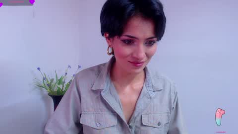 Sara online show from February 3, 2025, 3:06 pm