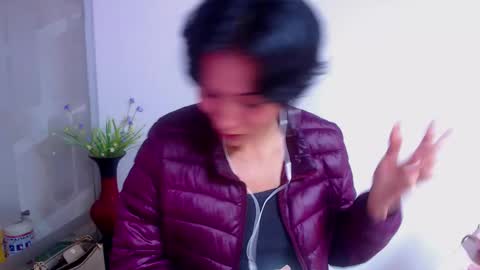 Sara online show from March 6, 2025, 7:21 pm