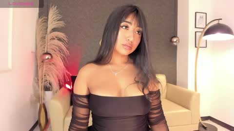Snapshot of hanna_fost chatting on May 6, 2026, 12:52 am im Hanna online show from May 6, 2026, 12:52 am