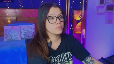 Hanna online show from November 8, 2025, 8:29 pm