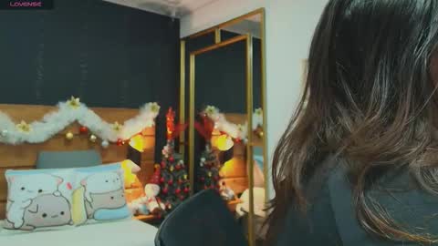 Hanna online show from December 22, 2025, 7:33 pm