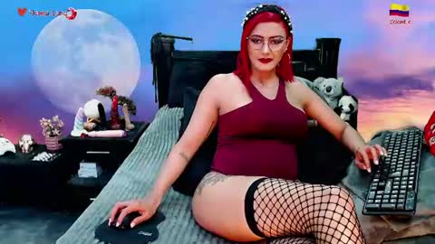Snapshot of hanna_luna chatting on July 12, 2026, 7:43 am Hanna online show from July 12, 2026, 7:43 am