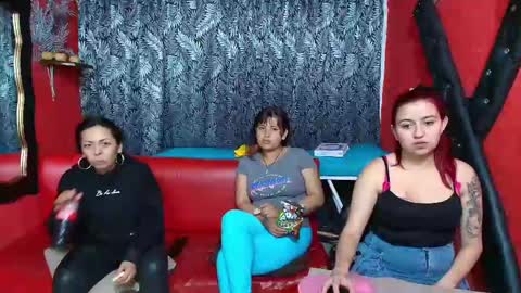 Snapshot of hanna_mature01 chatting on February 27, 2025, 12:32 am Hanna online show from February 27, 2025, 12:32 am