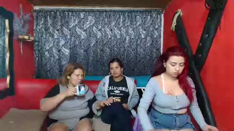 Snapshot of hanna_mature01 chatting on March 2, 2025, 10:35 am Hanna online show from March 2, 2025, 10:35 am