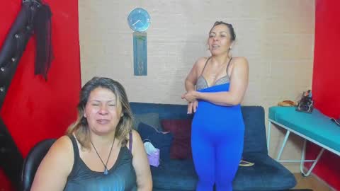 Snapshot of hanna_mature01 chatting on September 12, 2025, 9:15 pm Hanna online show from September 12, 2025, 9:15 pm