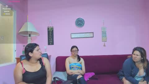 Snapshot of hanna_mature01 chatting on October 6, 2025, 1:19 pm Hanna online show from October 6, 2025, 1:19 pm