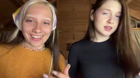 Snapshot of hanna_webber chatting on June 23, 2026, 7:12 pm hanna_webber online show from June 23, 2026, 7:12 pm