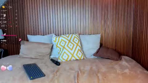 Akane Tendo online show from November 8, 2025, 3:50 am