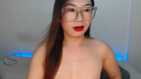 Snapshot of hannabanana_ts chatting on May 5, 2026, 5:48 am Hannah online show from May 5, 2026, 5:48 am