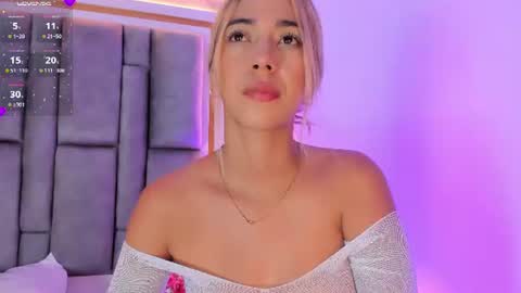 Snapshot of hannabronw chatting on June 27, 2026, 1:21 am Eliana online show from June 27, 2026, 1:21 am