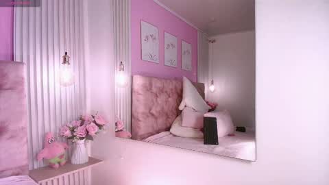 hannadanniels online show from March 10, 2026, 2:22 pm