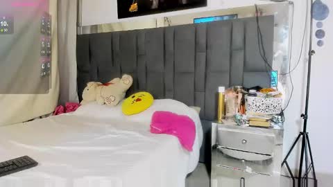 Snapshot of hannaebony chatting on January 11, 2025, 7:28 am Vanessa Ebony online show from January 11, 2025, 7:28 am