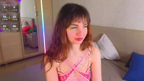 hannah_irwin online show from November 30, 2025, 7:29 pm
