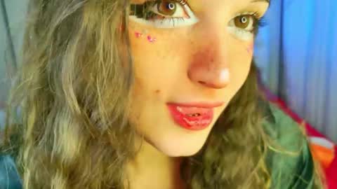 Snapshot of hannah_warren chatting on March 4, 2026, 6:19 am Kamila online show from March 4, 2026, 6:19 am