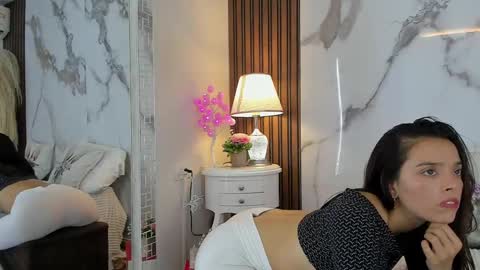 Hannahill69 online show from February 12, 2025, 7:44 am