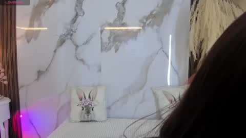 Hannahill69 online show from October 1, 2025, 4:40 am