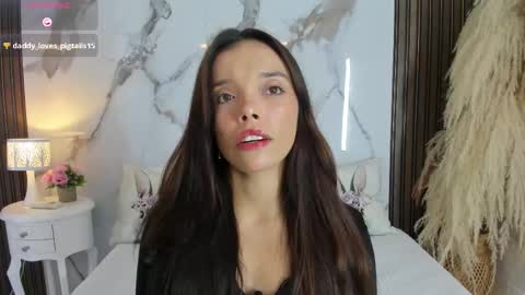 Hannahill69 online show from February 12, 2026, 4:51 am