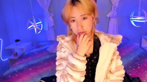 Snapshot of hannahpage chatting on October 3, 2025, 11:40 am Hannah online show from October 3, 2025, 11:40 am