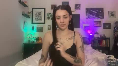 Hannah Taylor online show from February 3, 2026, 6:40 am