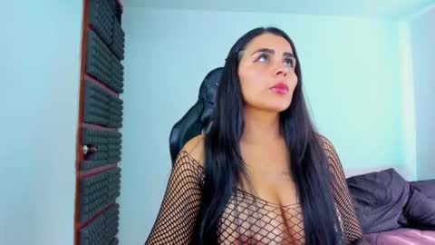 Hanna  online show from February 10, 2026, 8:35 pm