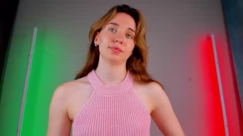 Snapshot of hannavanilla chatting on July 5, 2026, 4:19 am Hannavanilla online show from July 5, 2026, 4:19 am