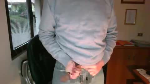 hanscooper online show from November 8, 2025, 3:56 pm