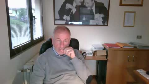 hanscooper online show from November 10, 2025, 3:33 pm