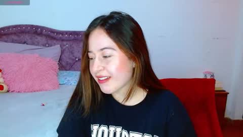 isabella   online show from March 25, 2026, 7:09 pm