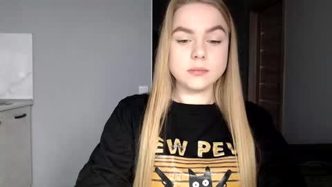 Snapshot of happy_fox_ chatting on March 3, 2025, 2:26 pm happy_fox_ online show from March 3, 2025, 2:26 pm