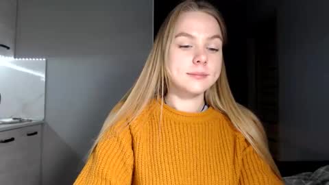 Snapshot of happy_fox_ chatting on February 21, 2026, 9:38 pm happy_fox_ online show from February 21, 2026, 9:38 pm