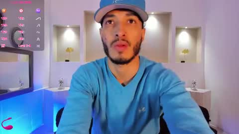 happy_hot7 online show from July 6, 2026, 12:13 pm
