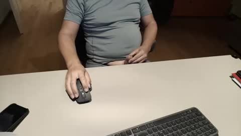 Snapshot of happybugger chatting on September 14, 2025, 5:45 pm Cum for you online show from September 14, 2025, 5:45 pm