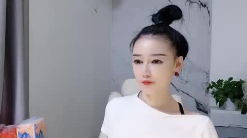 happysweety1688 online show from October 4, 2025, 11:58 pm