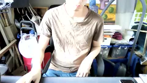 Snapshot of happytronco chatting on July 12, 2026, 10:01 pm happytronco online show from July 12, 2026, 10:01 pm