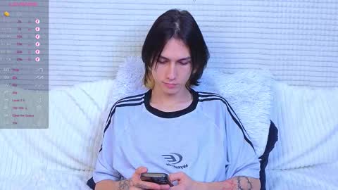 Snapshot of hard__fantasy chatting on October 5, 2025, 8:07 pm Mark online show from October 5, 2025, 8:07 pm