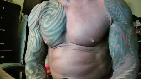 hardbody205a online show from December 2, 2025, 9:43 pm