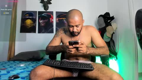Snapshot of hardboy_latin chatting on May 12, 2026, 1:47 am hardboy_latin online show from May 12, 2026, 1:47 am