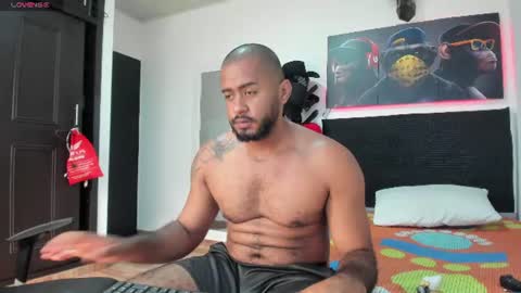 Snapshot of hardboy_latin chatting on August 9, 2026, 6:24 pm hardboy_latin online show from August 9, 2026, 6:24 pm