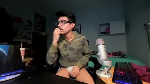 harddmikee online show from June 28, 2026, 11:11 pm