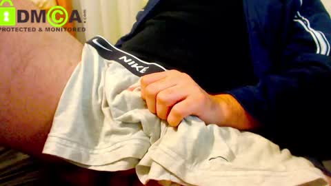 Snapshot of hardhairyb1g chatting on January 19, 2025, 1:01 pm hardhairybig online show from January 19, 2025, 1:01 pm