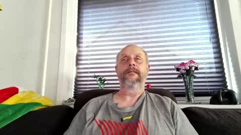 Snapshot of hardmrlazy chatting on July 4, 2026, 2:56 pm MrLazy online show from July 4, 2026, 2:56 pm
