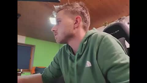 hardtechno_xxx online show from December 19, 2024, 8:55 pm