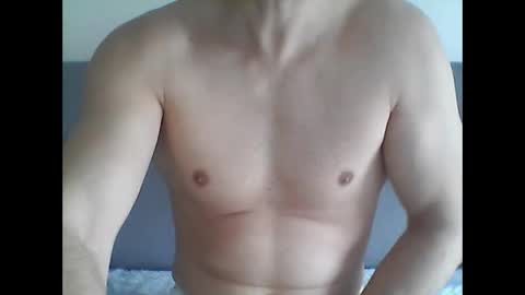 Snapshot of hardwanker75 chatting on February 19, 2025, 10:34 am hardwanker75 online show from February 19, 2025, 10:34 am