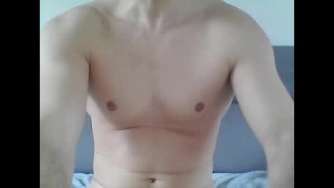 Snapshot of hardwanker75 chatting on February 20, 2025, 10:27 am hardwanker75 online show from February 20, 2025, 10:27 am