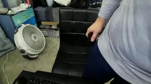 Snapshot of hardyhar702 chatting on November 16, 2025, 9:37 am hardyhar702 online show from November 16, 2025, 9:37 am