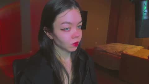 Snapshot of haribo_asmr chatting on December 12, 2024, 10:02 am Miss Hari online show from December 12, 2024, 10:02 am